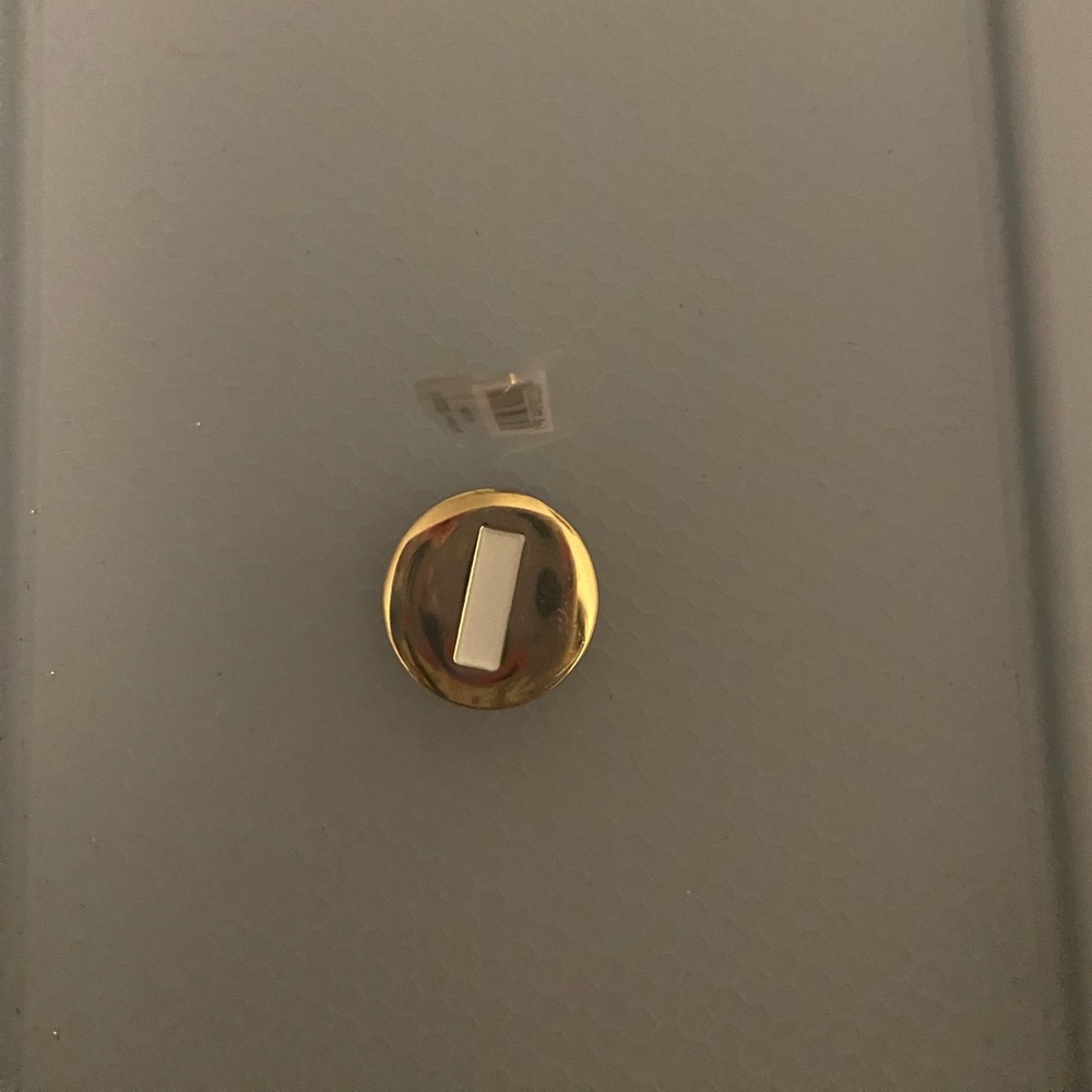 Croc Jibbitz Gold Letter I- Brand new